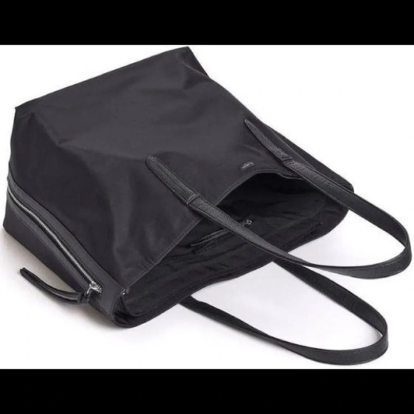 Botkier Bond Black Nylon Tote Bag Purse Tote Cleanable New‎ with Tags fabfitfun - Picture 1 of 8